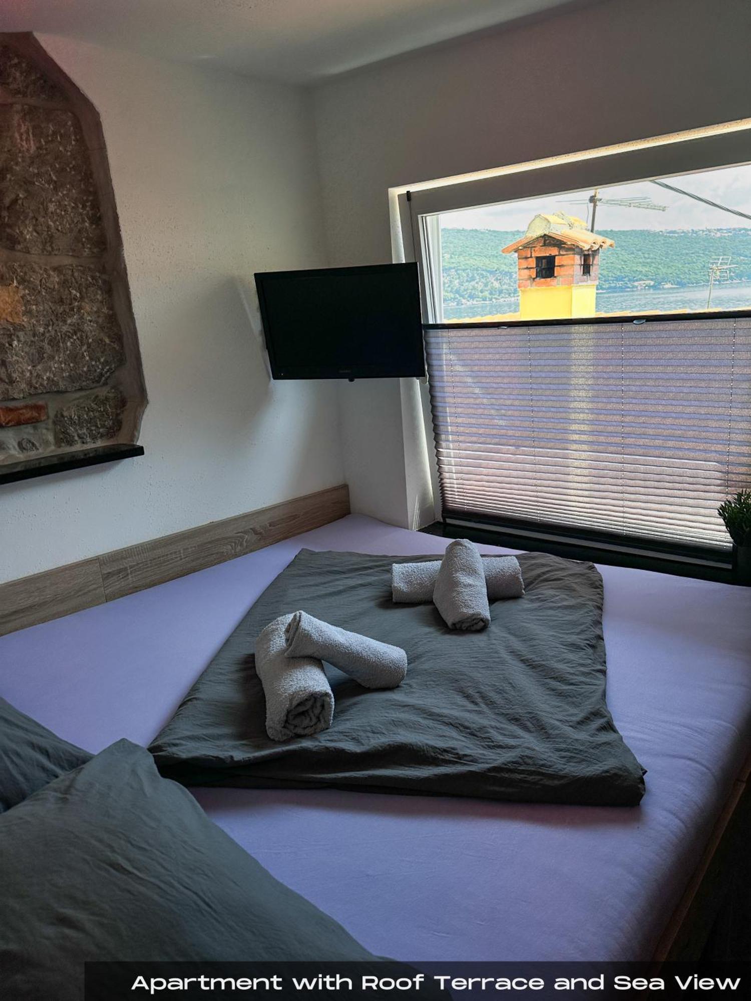 Villa Volos With Roof Terrace, Sea View, Free Private Parking Opatija Eksteriør billede