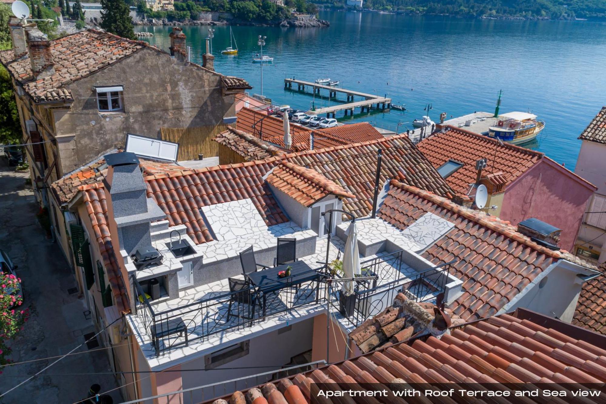 Villa Volos With Roof Terrace, Sea View, Free Private Parking Opatija Eksteriør billede