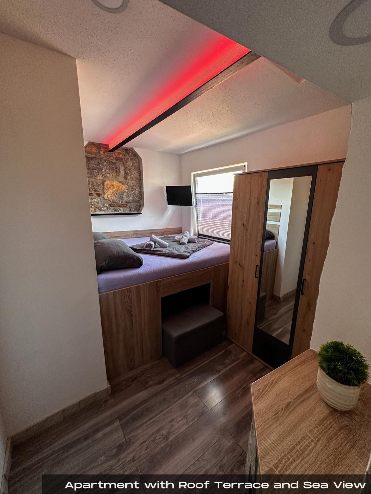 Villa Volos With Roof Terrace, Sea View, Free Private Parking Opatija Eksteriør billede