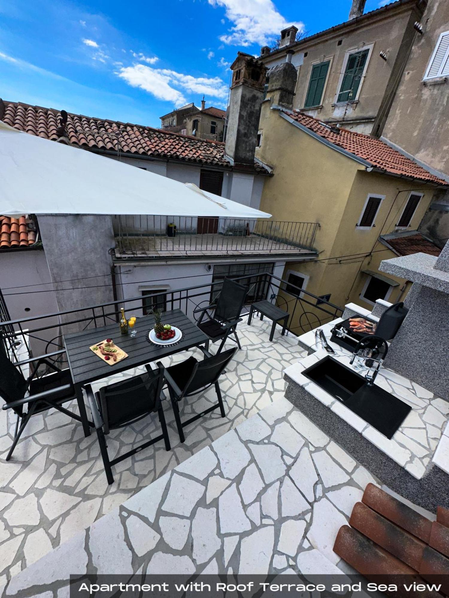 Villa Volos With Roof Terrace, Sea View, Free Private Parking Opatija Eksteriør billede